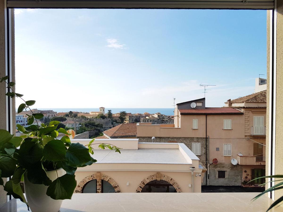 Il Gallo Rosso Lägenhet Tropea Exteriör bild